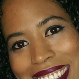 Meet your Posher, Esther